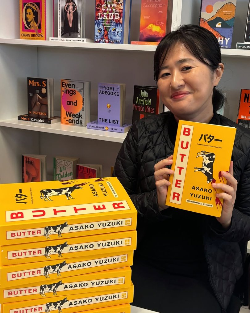 Japanese author Asako Yuzuki with her bestselling novel Butter.
