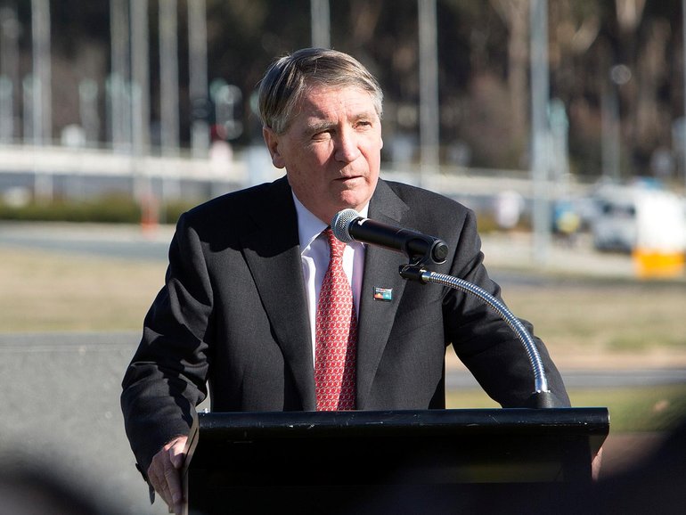 Ex-ASIO boss Dennis Richardson has quit his role in the Bondi royal commission.