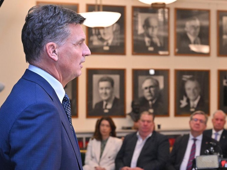 Polling shows support for the coalition has dipped since Angus Taylor replaced Sussan Ley as leader. (Mick Tsikas/AAP PHOTOS)