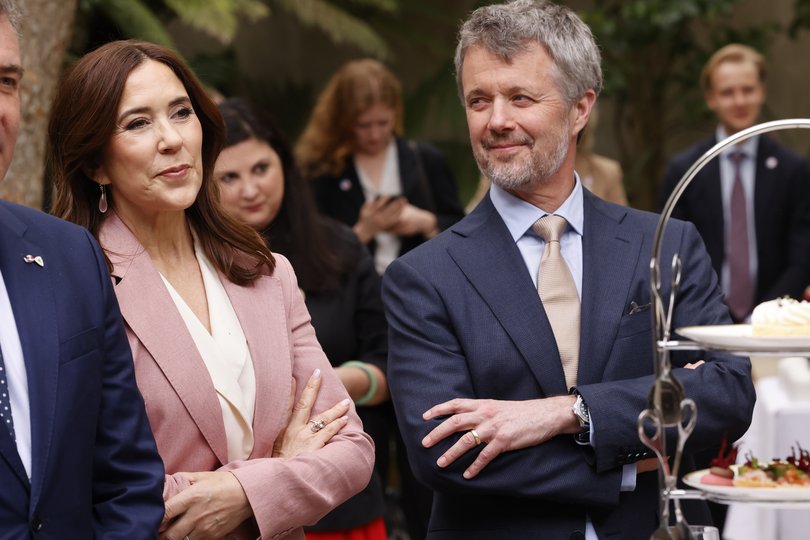 Queen Mary holds herself with “royal restraint”.