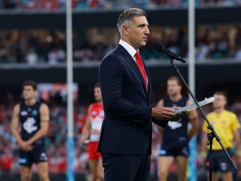 The Sydney Swans have apologised for removing mention of the Jewish community from their pre-game Bondi tribute.