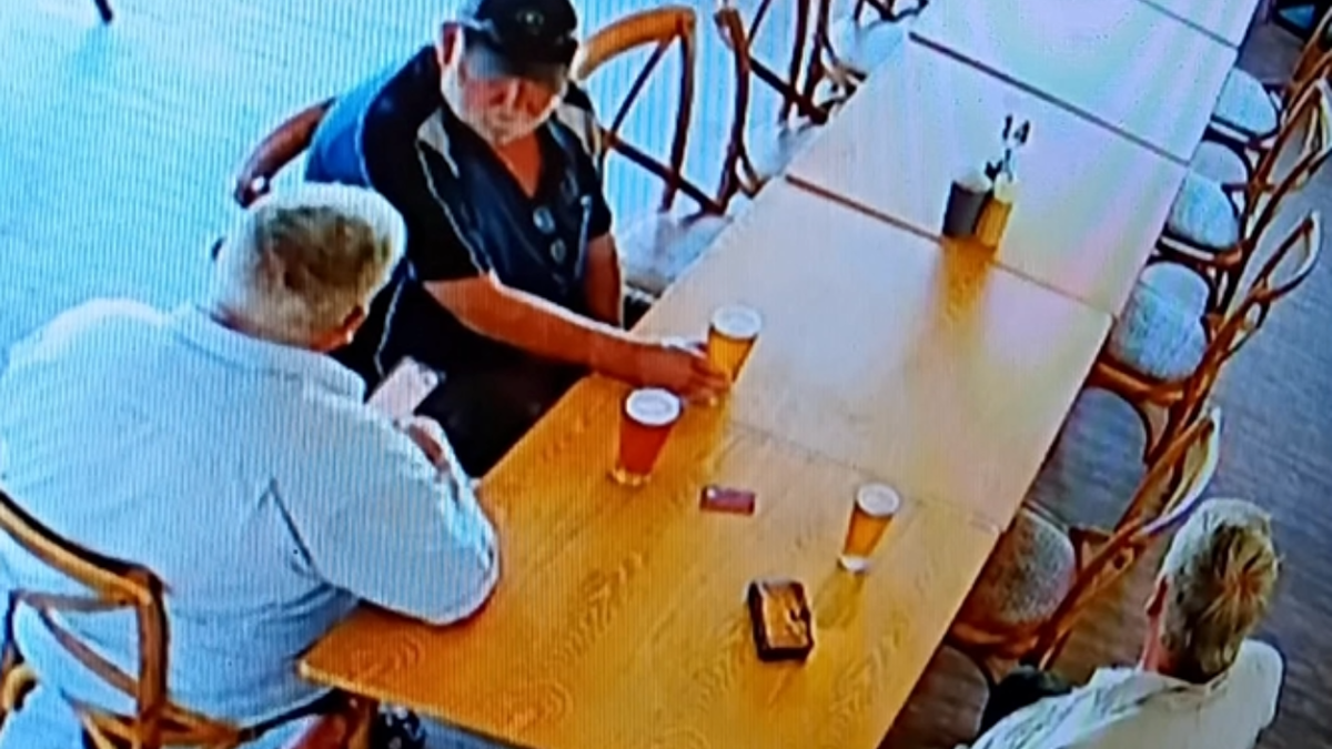 ‘Beautiful people’: Friend pays tribute to three fishermen killed in boating tragedy off South Australia’s Limestone Coast ‘Beautiful people’: Friend pays tribute to three fishermen killed in boating tragedy off South Australia’s Limestone Coast