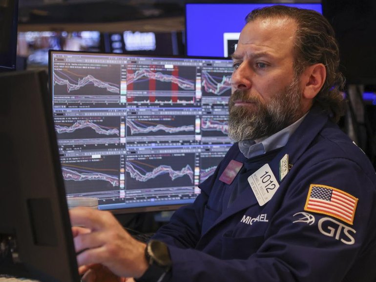 Traders on Wall Street have pushed back their expectations for a US rate cut to after October. (EPA PHOTO)