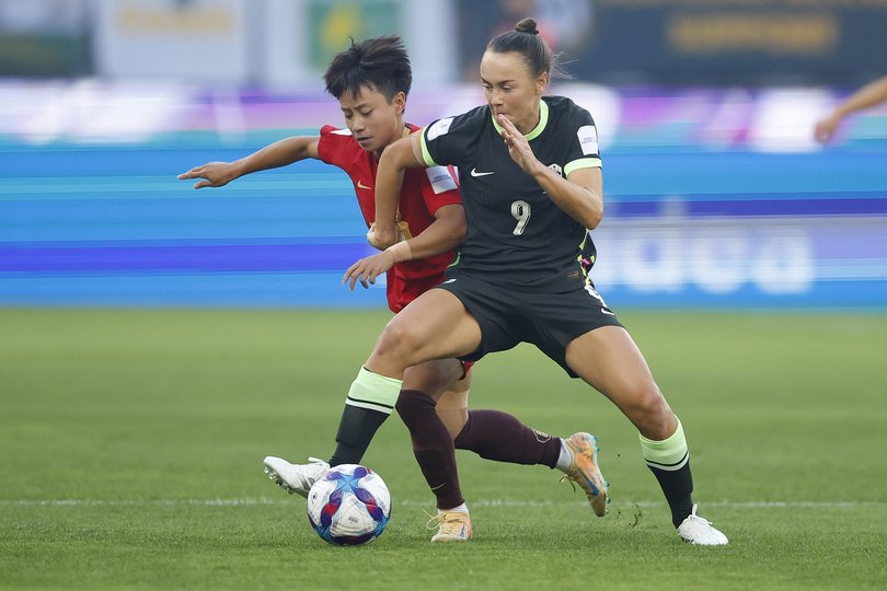 PERTH, AUSTRALIA - MARCH 17: Caitlin Foord of Australia tyakes control of the ball during the AFC Women's Asian Cup Australia 2026 Semi Final match between Australia Matildas and China PR at Perth Stadium on March 17, 2026 in Perth, Australia. (Photo by James Worsfold/Getty Images)