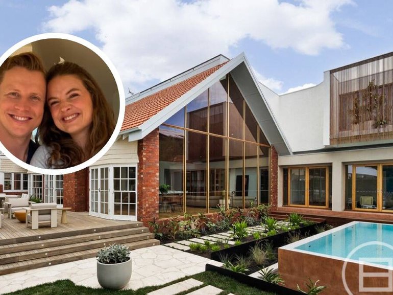 The couple purchased the Federation home in 2021 for $4.4 million. Pic: Whitefox/Instagram.laura.henshaw.