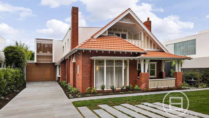 Ms Samuels highlighted the "commanding" facade. Pic: Whitefox.