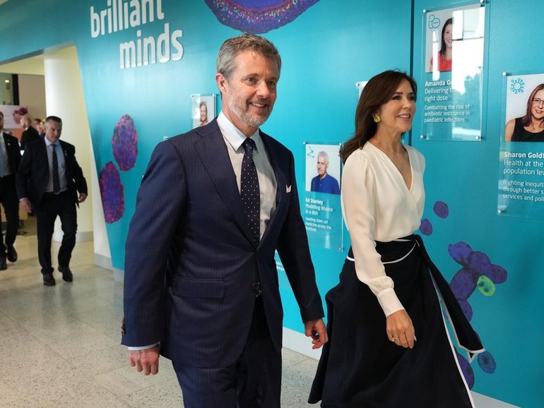 King Frederik of Denmarkand Queen Mary attend a hospital during their final day in Melbourne. (Asanka Ratnayake/AAP PHOTOS)