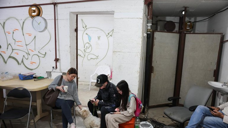 People took refuge in Israeli bomb shelters after sirens warned of Iranian attacks.