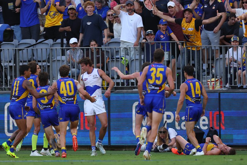 Harley Reid (right) on the turf.