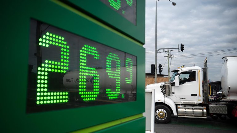 Fuel prices are rising in Australia and across the globe, with no end to the Iran war in sight. (Jay Kogler/AAP PHOTOS)