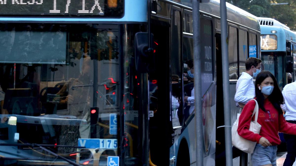 Sydney’s west: Two teenage boys on motorcycle killed in crash with bus on Liverpool Parramatta Transitway Sydney’s west: Two teenage boys on motorcycle killed in crash with bus on Liverpool Parramatta Transitway