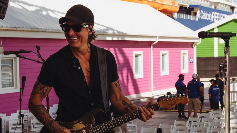 Keith Urban’s cruise ship performance has raised eyebrows