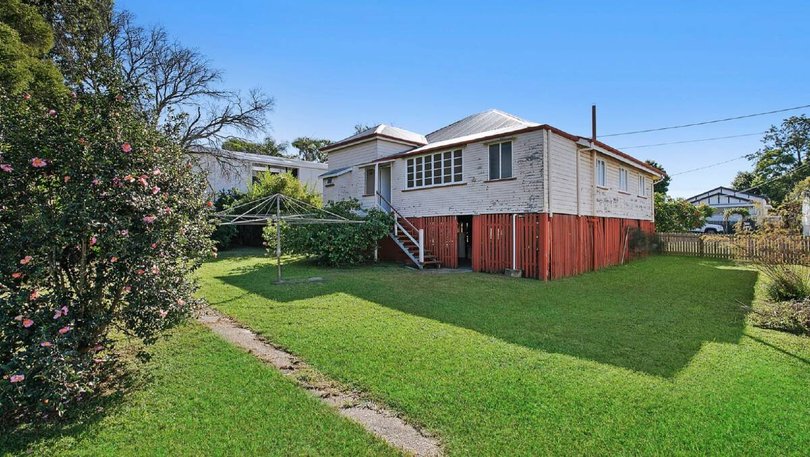 The original 810 square metre block.