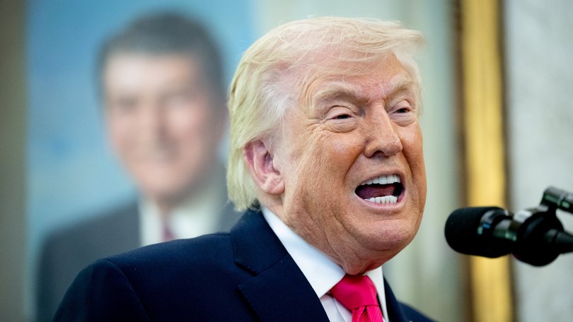 US President Donald Trump has ‘paused’ a period of destruction in Iran.