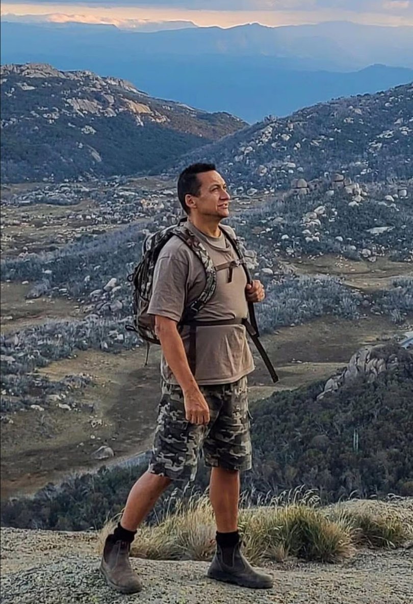 An experienced bushman and self described sovereign citizen, Dezi Freeman had been on the run for more than six months.