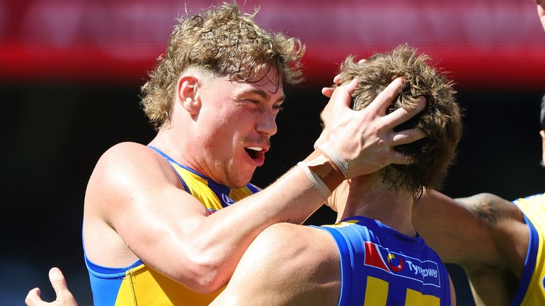 West Coast won consecutive games for the first time in almost two years.