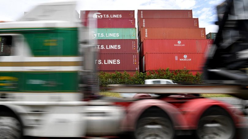 A business group has called for measures to ease fuel-induced pressures on the trucking sector. (Darren England/AAP PHOTOS)
