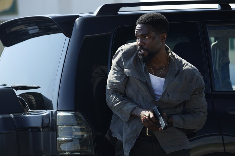 Yahya Abdul-Mateen II as John Creasy in Man on Fire.