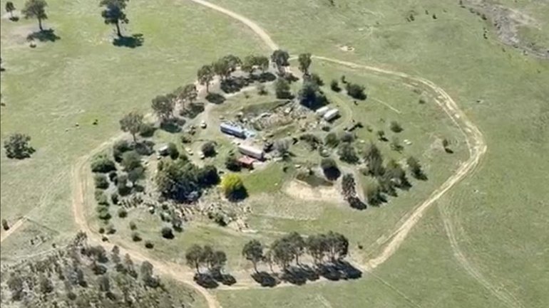 Cop killer Dezi Freeman shot dead after police standoff.