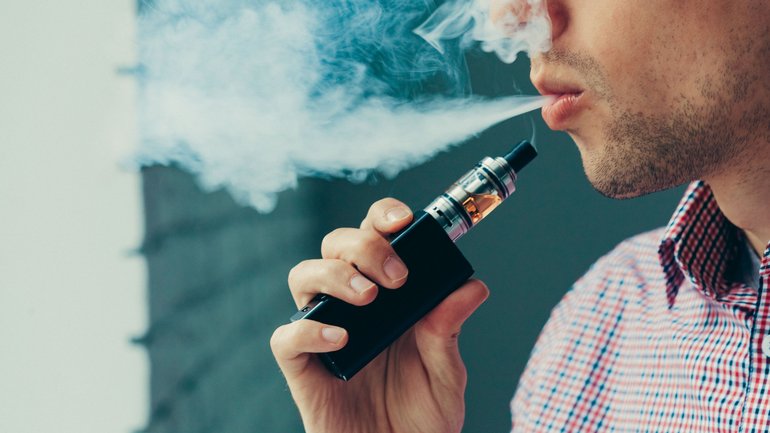 People who use nicotine-based vapes were found to have changes in their tissue indicative of cancer development.