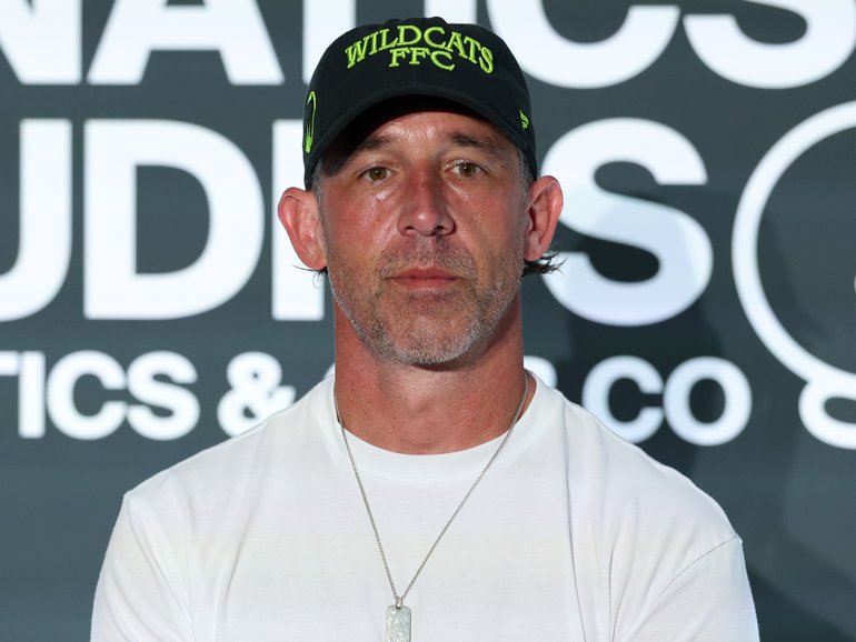 49ers coach Kyle Shanahan isn’t thrilled about taking a trip to Australia.