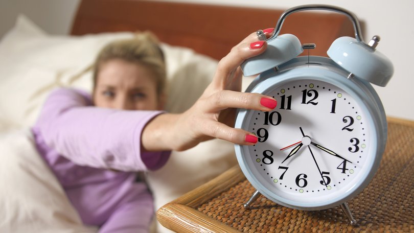 Daylight saving is coming to an end, here is how to avoid ruining your sleep schedule. 
