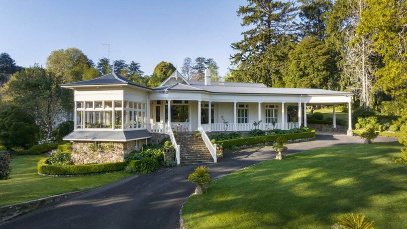 Cameron Lodge is an Indian Colonial residence built in 1886.