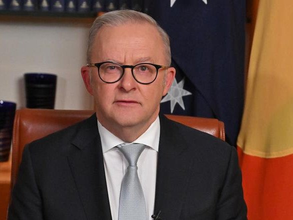 Anthony Albanese is expected to fly into Singapore after the Easter break.