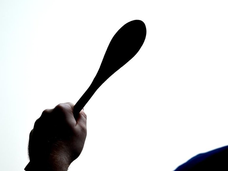 Police say they do not have a suspect in the poisoning deaths of a mother and daughter after a meal. (Darren England/AAP PHOTOS)