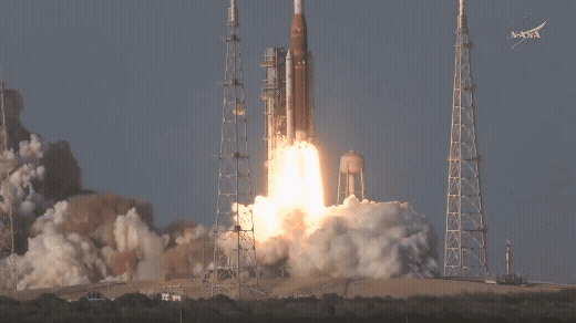 Artemis ll rockets to Moon for historic mission.