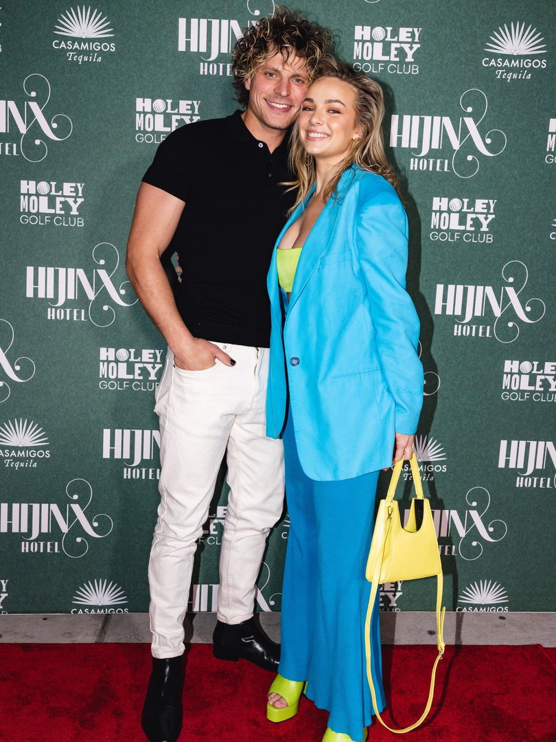 Konrad Bien-Stephen and Chatfield split in 2022.