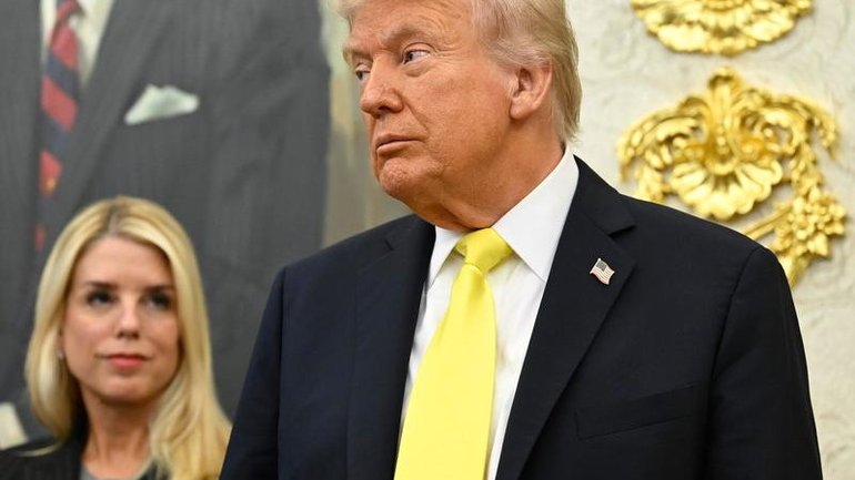 President Donald Trump has discussed firing his Attorney-General Pam Bondi in recent days as he grows frustrated with her leadership.