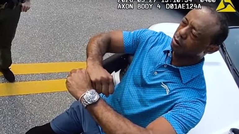 Police bodycam footage showed Tiger Woods taking a sobriety test after his car crash in Florida.