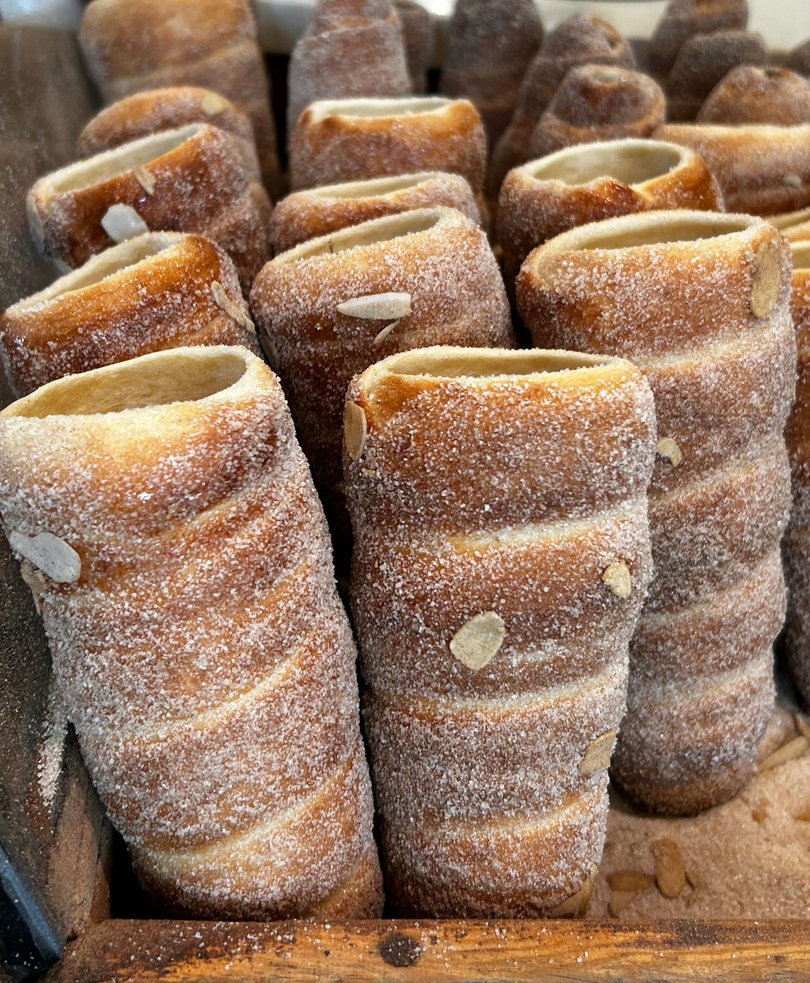 Snapshots of Prague inlcuding Chimney cakes (trdelník).
