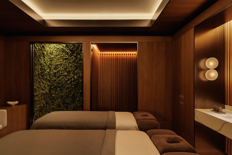 The verdant floral scent at Capella Sydney is a constant across its locations, creating a welcome thread of familiarity that links its properties across the Asia-Pacific. 