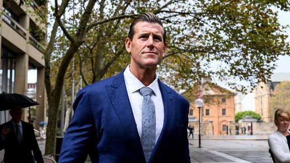 Ben Roberts-Smith has been arrested in relation to a war crimes investigation. (Bianca De Marchi/AAP PHOTOS)