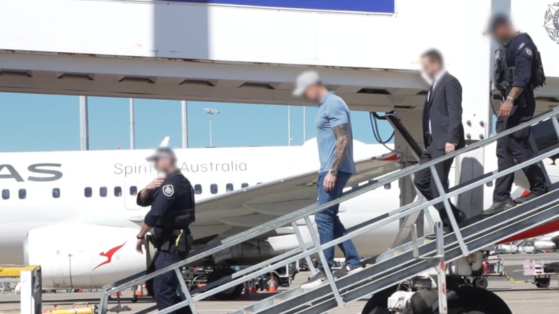 Ben Roberts-Smith offered to hand himself. 