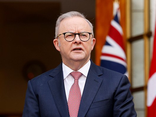 Fuel fears grow as Albanese heads to urgent Singapore talks.