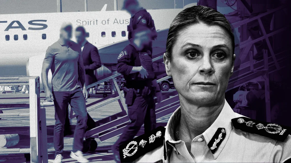 Ben Roberts-Smith: Anger inside AFP over public airport arrest, labelled ‘grandstanding’ Ben Roberts-Smith: Anger inside AFP over public airport arrest, labelled ‘grandstanding’