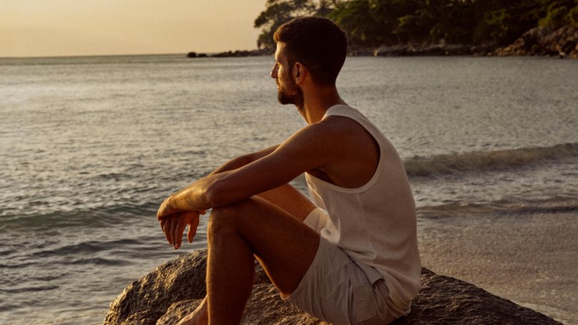 Novak Djokovic in new comfort. 