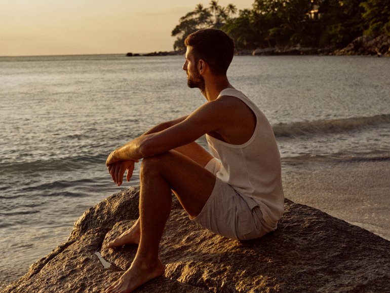 Novak Djokovic in new comfort. 