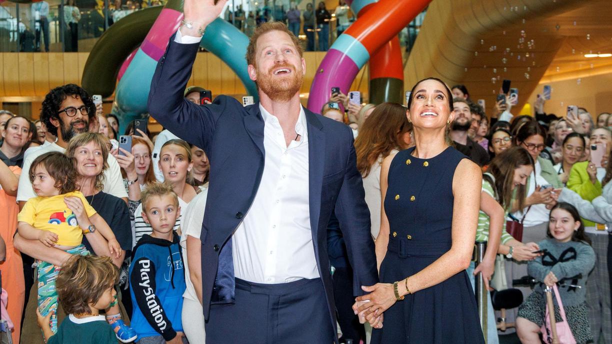 Their first stop was to the Royal Children’s Hospital in Parkville. 