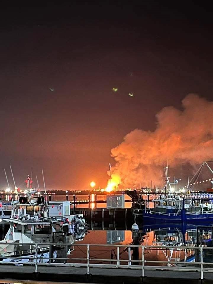 One of Australia's largest oil refinery has gone up in flames.