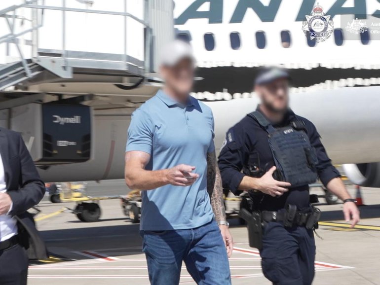 Former special forces corporal Ben Roberts-Smith being arrested at Sydney Domestic Airport.