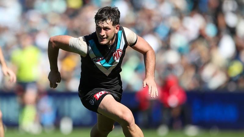 After a week of off-field controversy, Port are keen to see Zak Butters in action against Hawthorn. (Matt Turner/AAP PHOTOS)