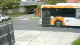School boy dragged over 300m beside bus in Melbourne