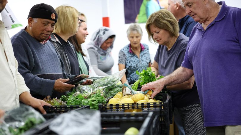 Charities are reporting more demand for food from Australians who can no longer afford to eat. (Con Chronis/AAP PHOTOS)