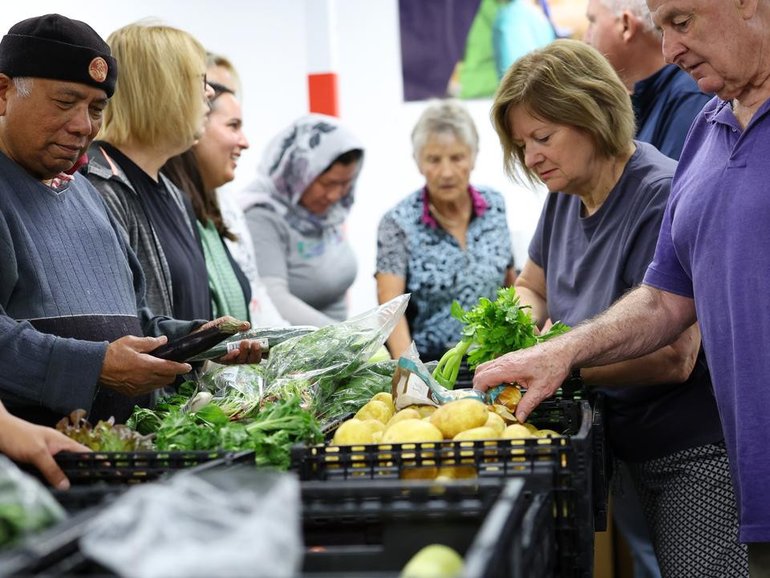 Charities are reporting more demand for food from Australians who can no longer afford to eat. (Con Chronis/AAP PHOTOS)