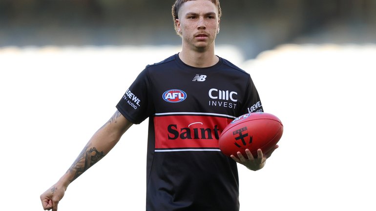 Lance Collard of the Saints during the 2025 AFL Round 09 match between the Fremantle Dockers and the Collingwood Magpies at Optus Stadium on May 8, 2025 in Perth, Australia. (Photo by Janelle St Pierre/AFL Photos)