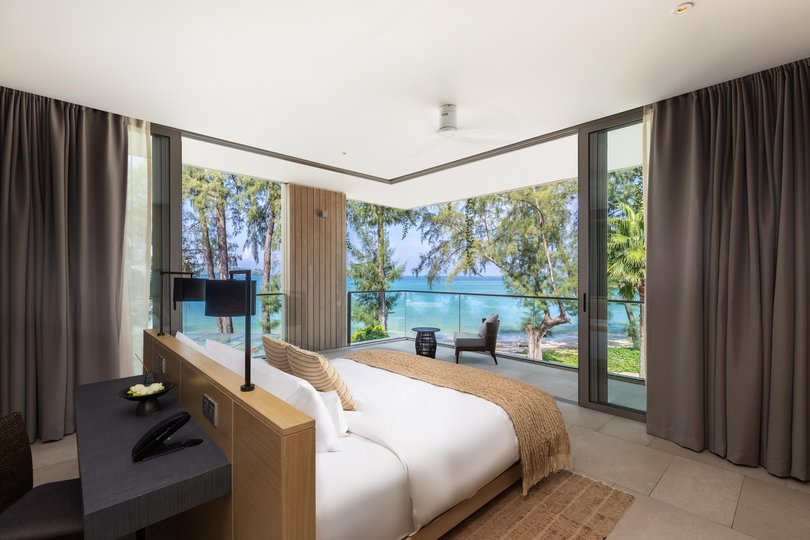 The stunning views from the bedrooms.